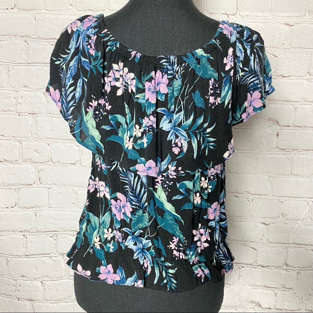 American Eagle Outfitters Tropical Print Top